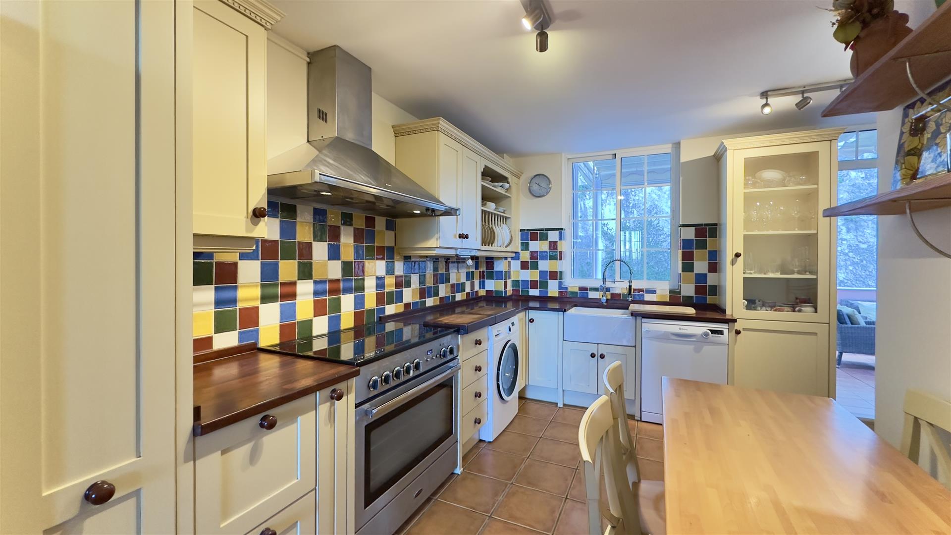 Image of House - 4 Bedrooms - 3 Bathrooms for Sale in Sunset Close-Gibraltar, Image 20